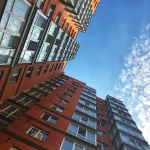 Вертикальный город: плюсы и минусы жизни в высотных башнях бизнес-класса